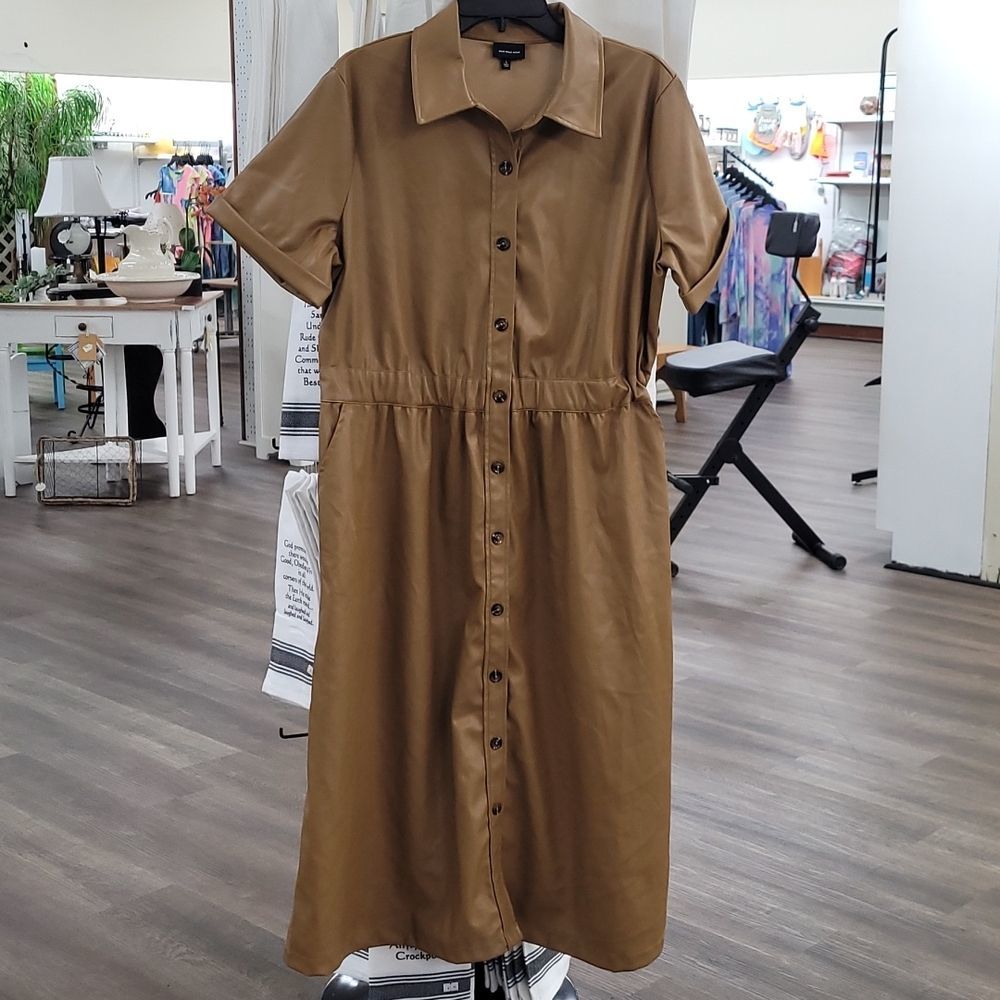 Who What Wear, Leather look button down dress, Size Large